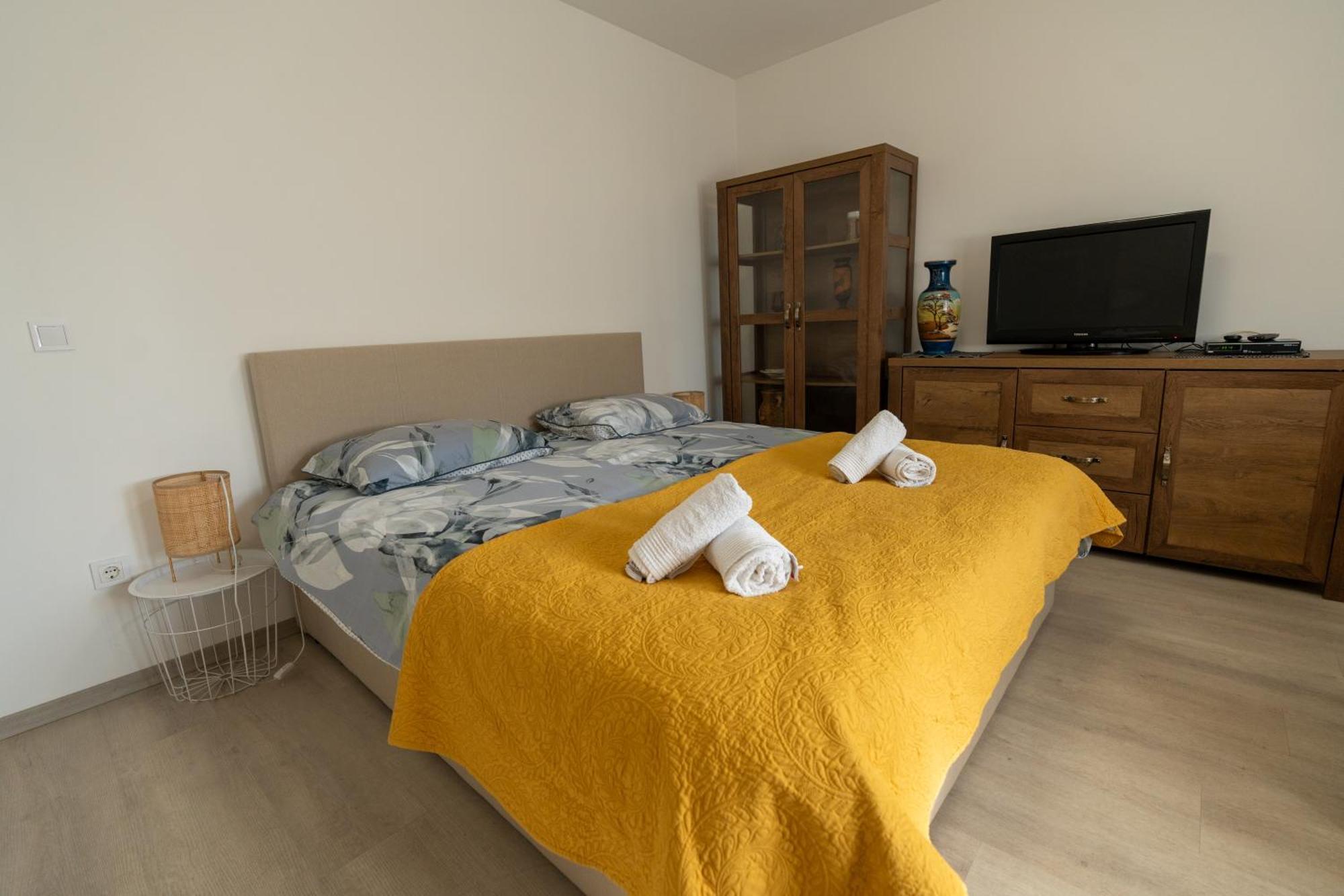 Two-Bedroom Apartment Rea In Rovinj Exterior foto