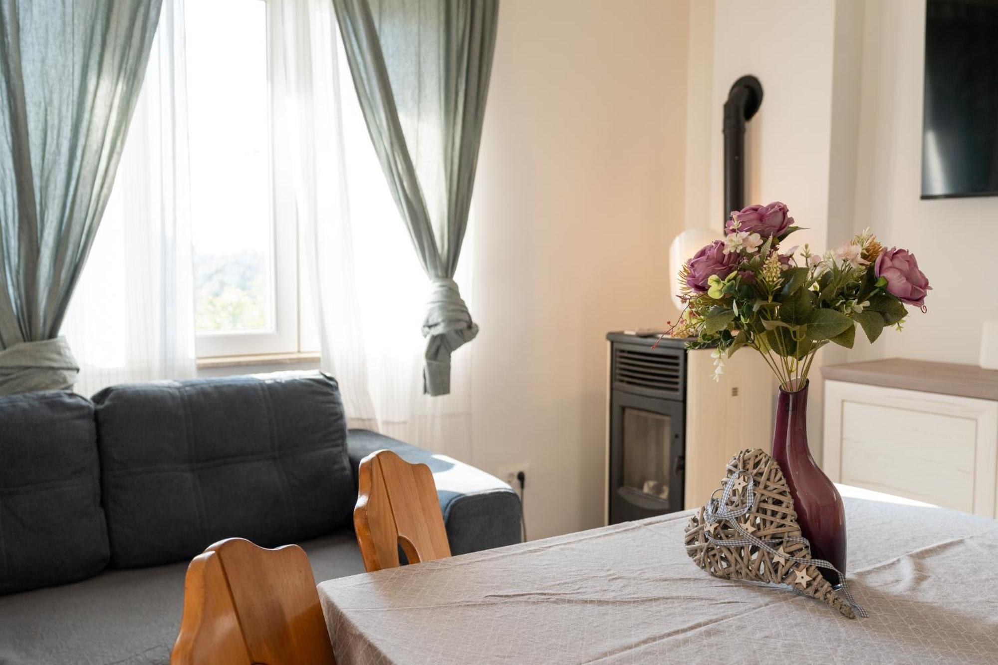 Two-Bedroom Apartment Rea In Rovinj Exterior foto
