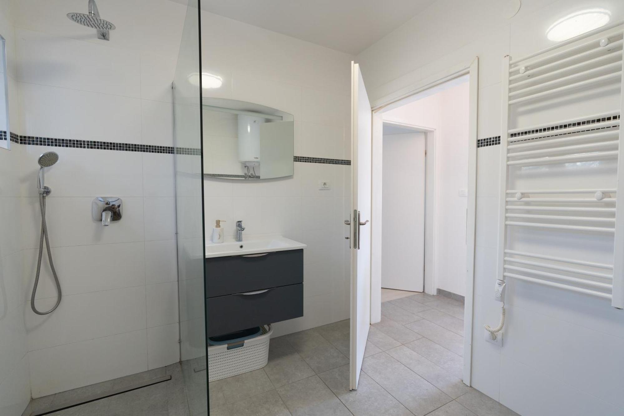 Two-Bedroom Apartment Rea In Rovinj Exterior foto