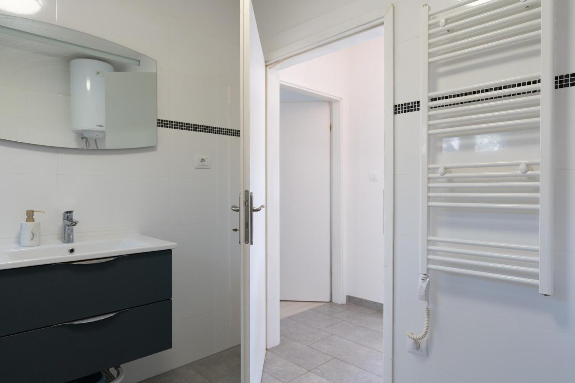Two-Bedroom Apartment Rea In Rovinj Exterior foto